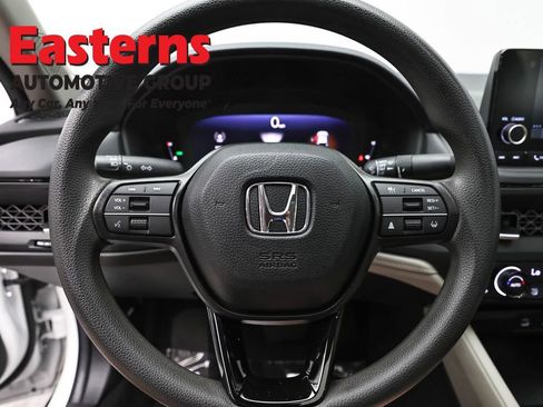 Used 2024 Honda Accord EX image 10