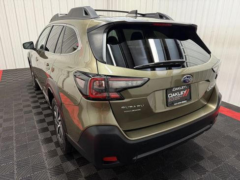 Used 2024 Subaru Outback Premium AWD/4WD image 13