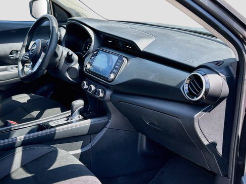 Used 2024 Nissan Kicks SV FWD image 14