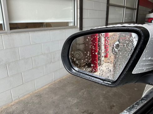 Used 2025 Mercedes-Benz GLA 250 image 20