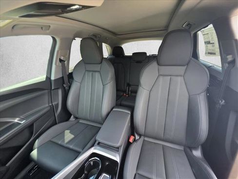 New 2025 Audi Q5 Premium Plus image 15