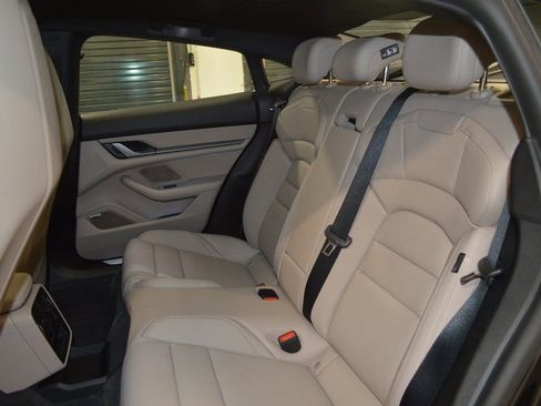 Used 2025 Porsche Taycan AWD/4WD image 37