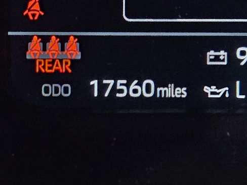 Used 2024 Toyota Tundra Limited image 30