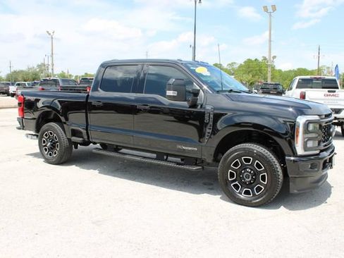Used 2024 Ford F250 Lariat w/ Lariat Ultimate Package AWD/4WD image 13
