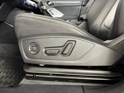 Used 2021 Audi Q3 2.0T Premium w/ Convenience Package image 14