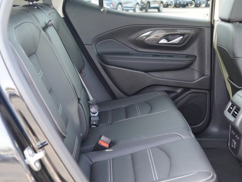 Used 2024 GMC Terrain Denali w/ Denali Premium Package image 16