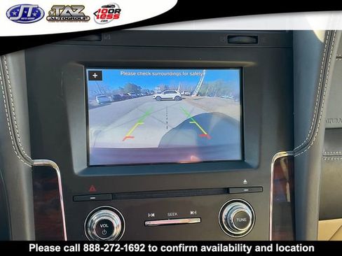Used 2017 Lincoln Navigator Reserve image 22