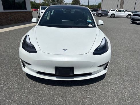 Used 2022 Tesla Model 3 Long Range AWD/4WD image 9