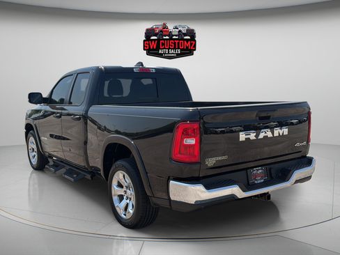 Used 2025 RAM 1500 Big Horn AWD/4WD image 5