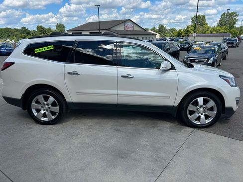 Used 2015 Chevrolet Traverse LTZ AWD/4WD image 4
