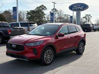 New 2025 Ford Escape SE w/ PHEV Premium Package 360° Tour