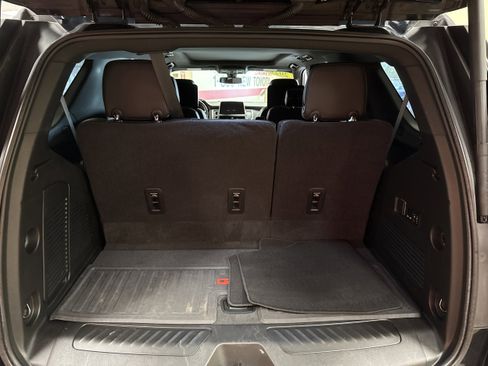 Used 2021 GMC Yukon SLT w/ SLT Luxury Plus Package AWD/4WD image 38