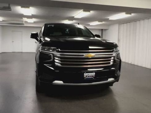 Used 2022 Chevrolet Tahoe High Country AWD/4WD image 3