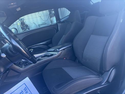 Used 2020 Dodge Challenger R/T w/ Blacktop Package image 12