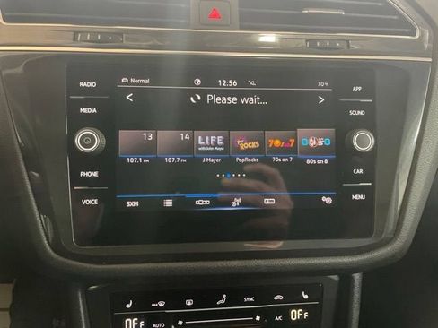 Certified 2023 Volkswagen Tiguan SE w/ Panoramic Sunroof Package AWD/4WD image 22