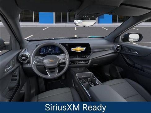 New 2027 Chevrolet Equinox LT w/ Convenience Package II FWD image 17