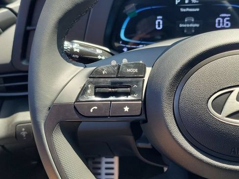 New 2026 Hyundai Elantra SEL Sport FWD image 7