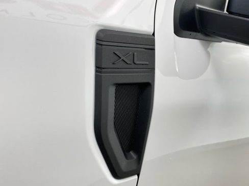 New 2025 Ford Maverick XL w/ Equipment Group 101A image 13