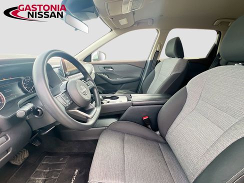 Used 2023 Nissan Rogue SV image 26