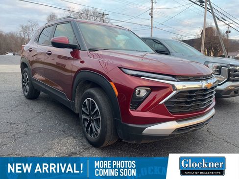 Used 2024 Chevrolet TrailBlazer LT image 1