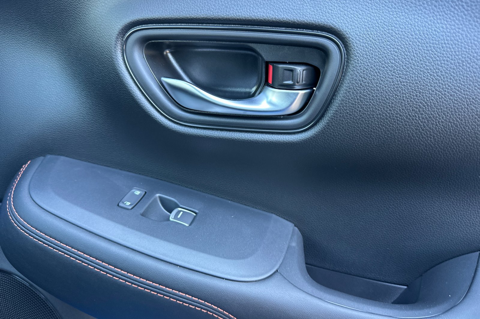 Used 2027 Honda HR-V Sport image 18