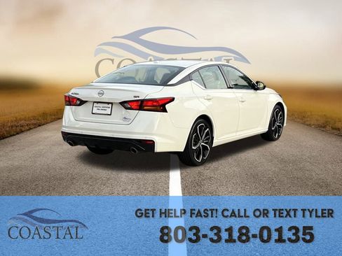 Used 2024 Nissan Altima 2.5 SR image 14