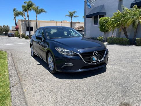 Used 2016 MAZDA MAZDA3 i Sport w/ Preferred Equipment Package FWD image 3