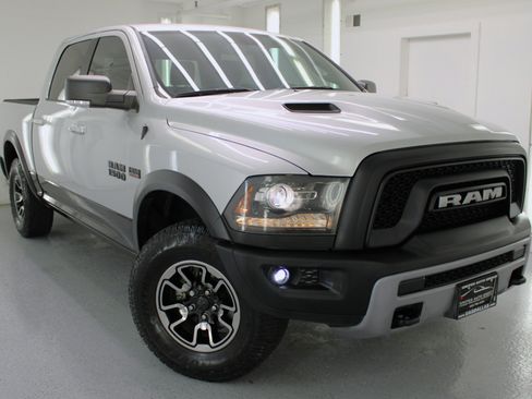 Used 2017 RAM 1500 Rebel w/ Luxury Group image 28