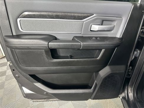 Used 2019 RAM 3500 Big Horn image 13