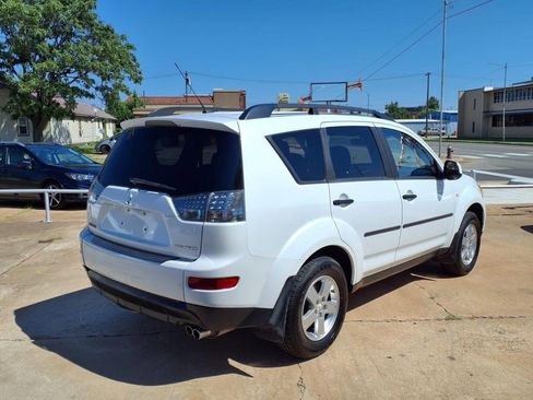 Used 2007 Mitsubishi Outlander ES image 18