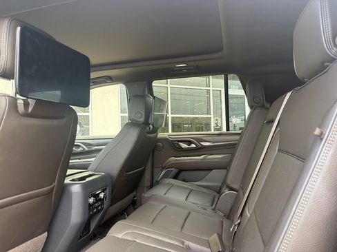 Used 2021 GMC Yukon Denali w/ Denali Ultimate Package RWD image 3