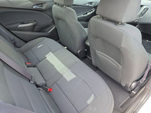 Used 2017 Chevrolet Cruze LT FWD image 13