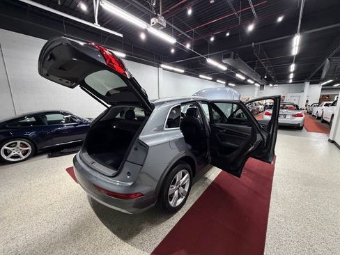 Used 2018 Audi Q5 2.0T Premium Plus w/ Premium Plus Package AWD/4WD image 48