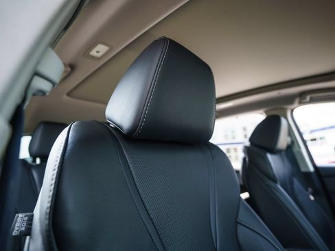 Certified 2024 Acura MDX SH-AWD w/ Technology Package image 19