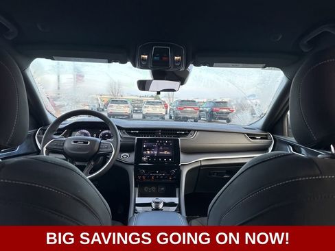 New 2025 Jeep Grand Cherokee L Laredo AWD/4WD image 39