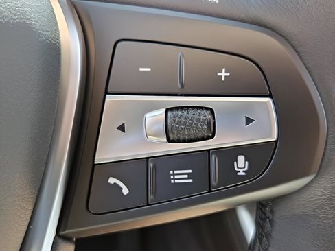 New 2026 BMW X5 xDrive40i w/ Climate Comfort Package image 24