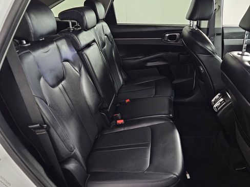 Used 2021 Kia Sorento S w/ Panoramic Sunroof Package image 27