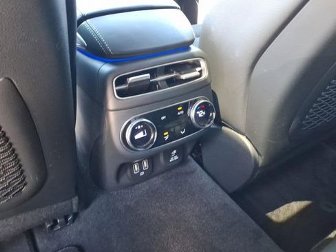 Used 2023 Genesis GV70 2.5T w/ Sport Prestige Package AWD/4WD image 9
