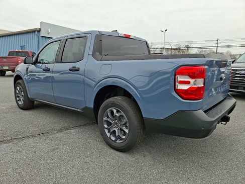 Used 2025 Ford Maverick XLT w/ XLT Luxury Package AWD/4WD image 3