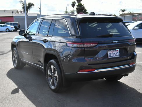 Used 2022 Jeep Grand Cherokee Limited 4xe w/ MOPAR Finishing Package AWD/4WD image 6