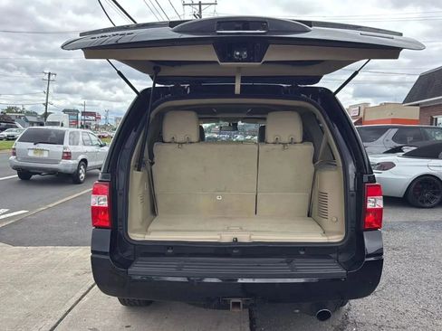 Used 2017 Ford Expedition Limited image 26