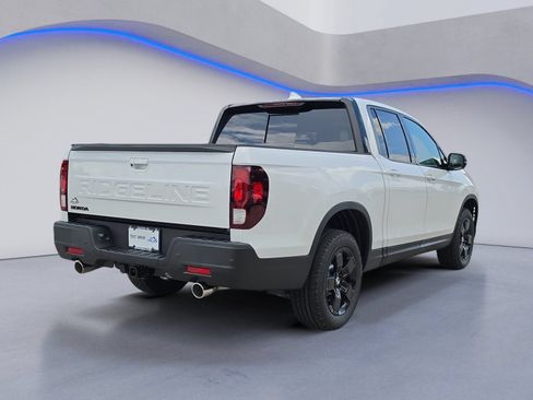 New 2026 Honda Ridgeline Black Edition image 5