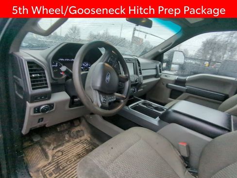 Used 2019 Ford F250 XLT w/ XLT Value Package image 8