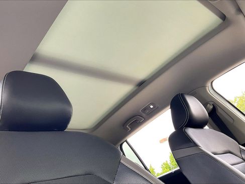 Certified 2022 Volkswagen Atlas SEL Premium AWD/4WD image 29
