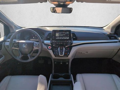 Used 2023 Honda Odyssey Touring image 19