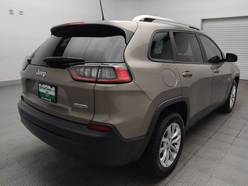 Used 2020 Jeep Cherokee Latitude FWD image 9