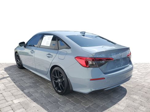Used 2024 Honda Civic Sport image 4