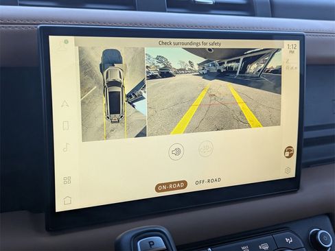 Used 2023 Land Rover Defender 130 X image 16