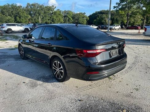 Used 2024 Volkswagen Jetta Sport FWD image 3