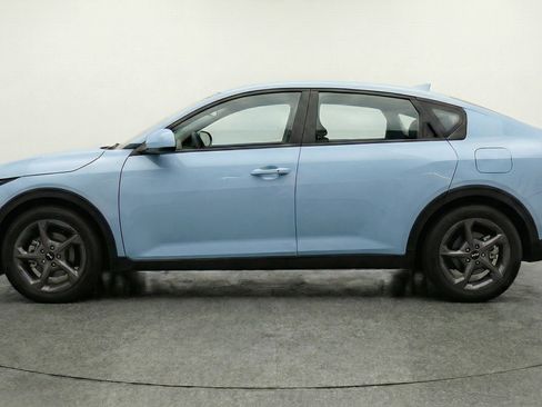 Used 2025 Kia K4 LXS image 5